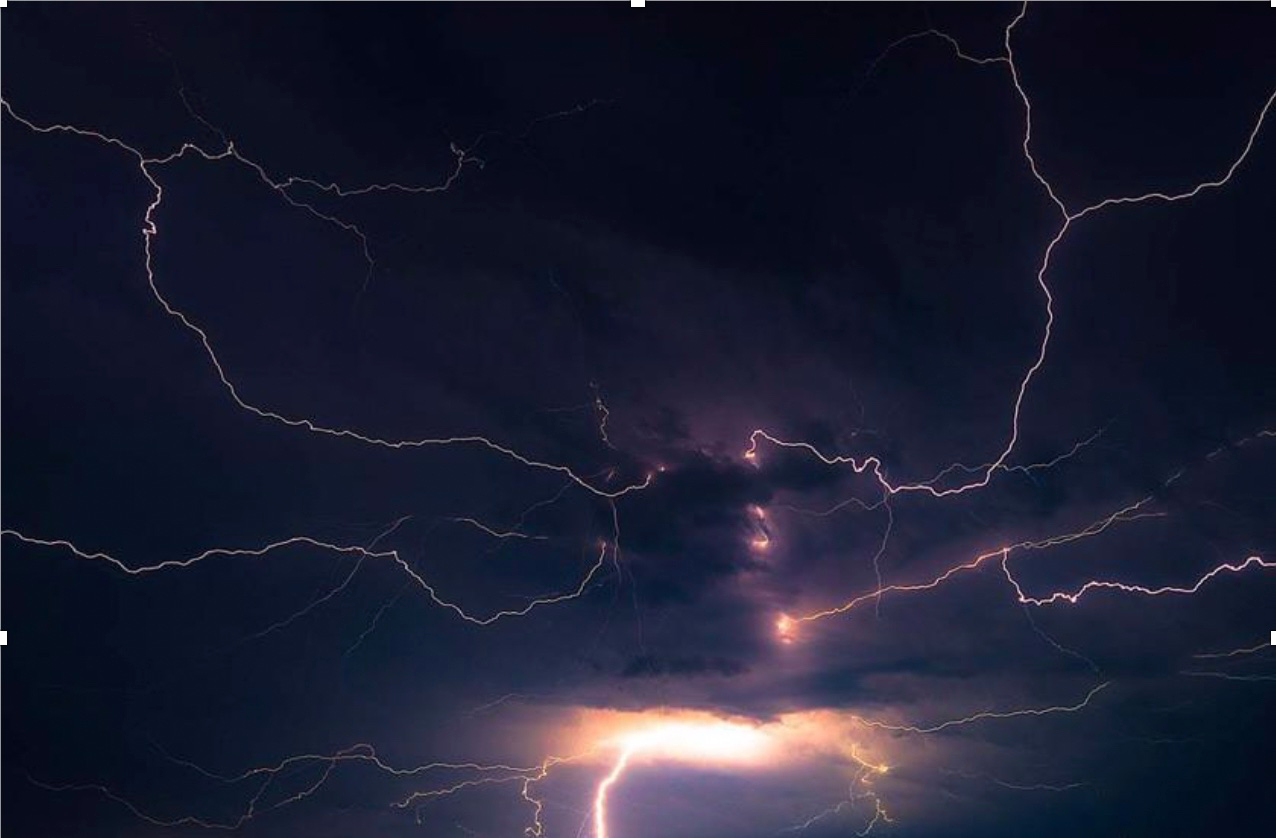 5 Tips on How to Shoot Lightning with Camera Trigger